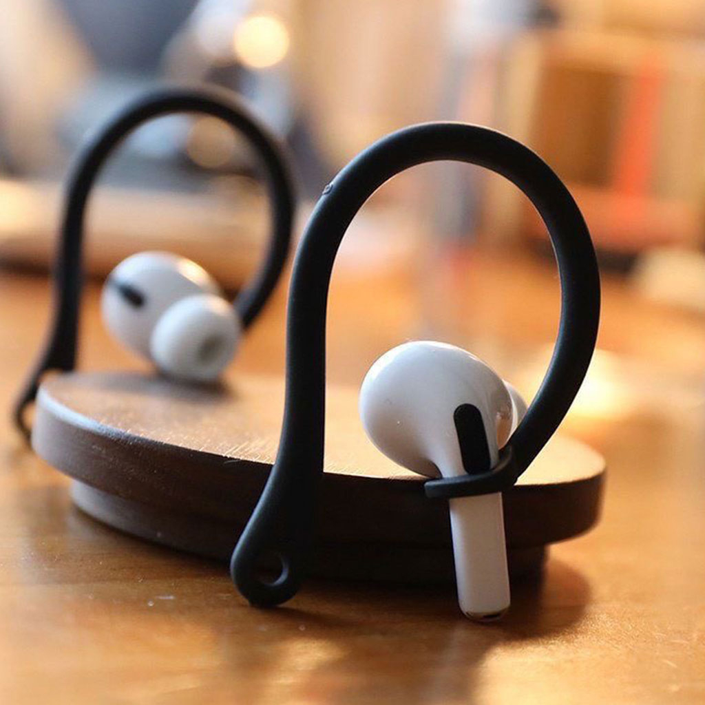 Черные удобные крепления для беспроводных наушников AirPods Pro
